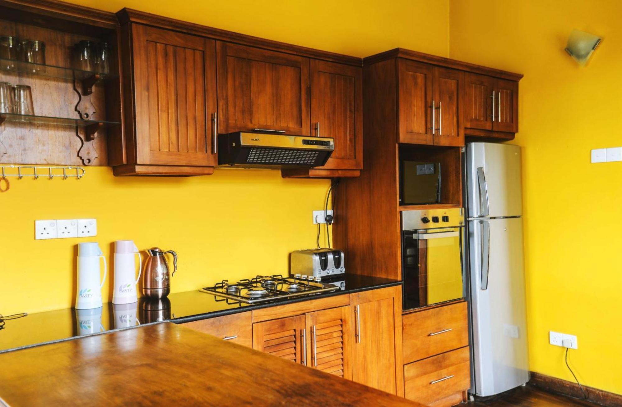 Villa Acacia Νουβάρα Ελίγια Εξωτερικό φωτογραφία