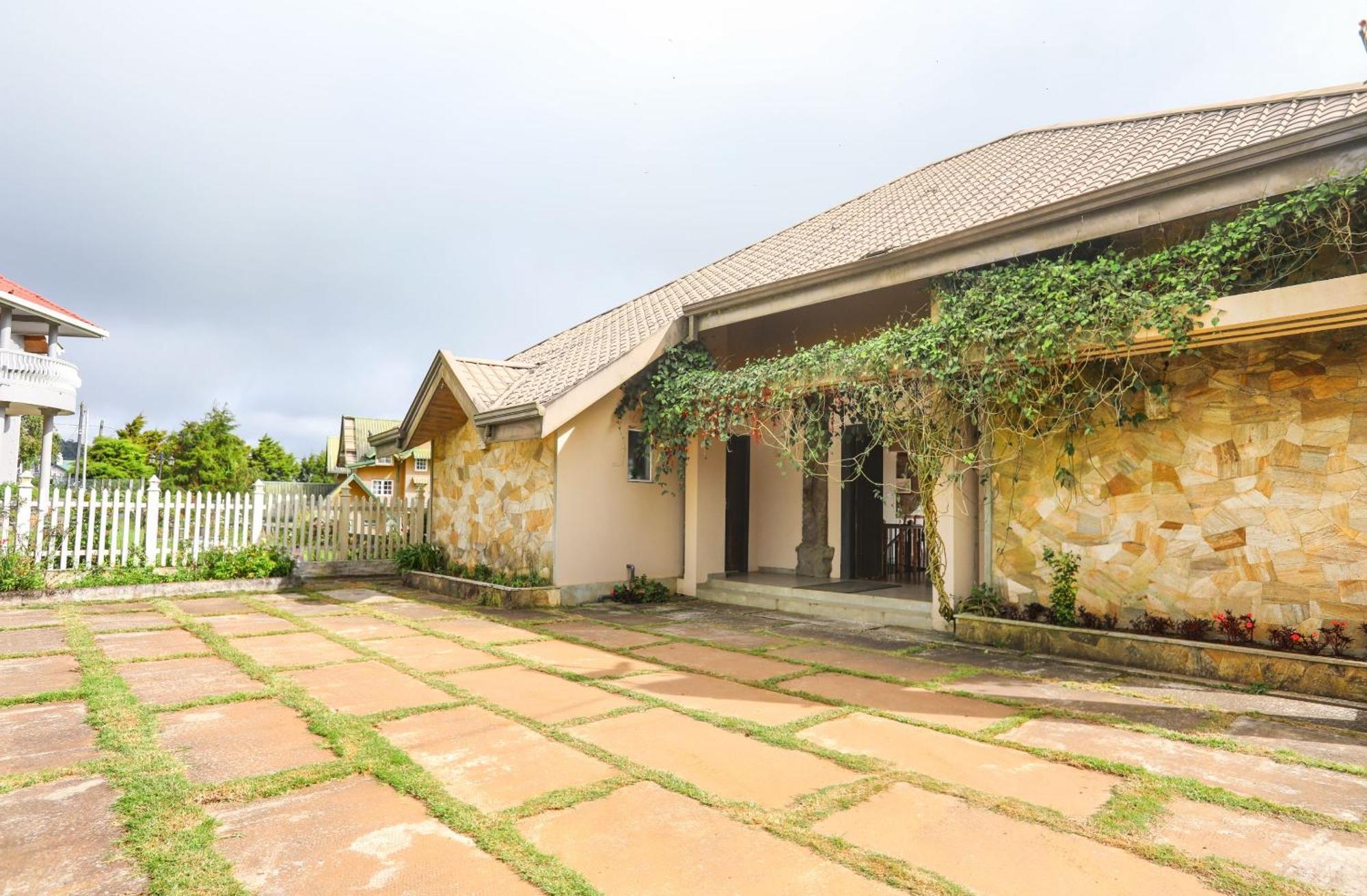 Villa Acacia Νουβάρα Ελίγια Εξωτερικό φωτογραφία