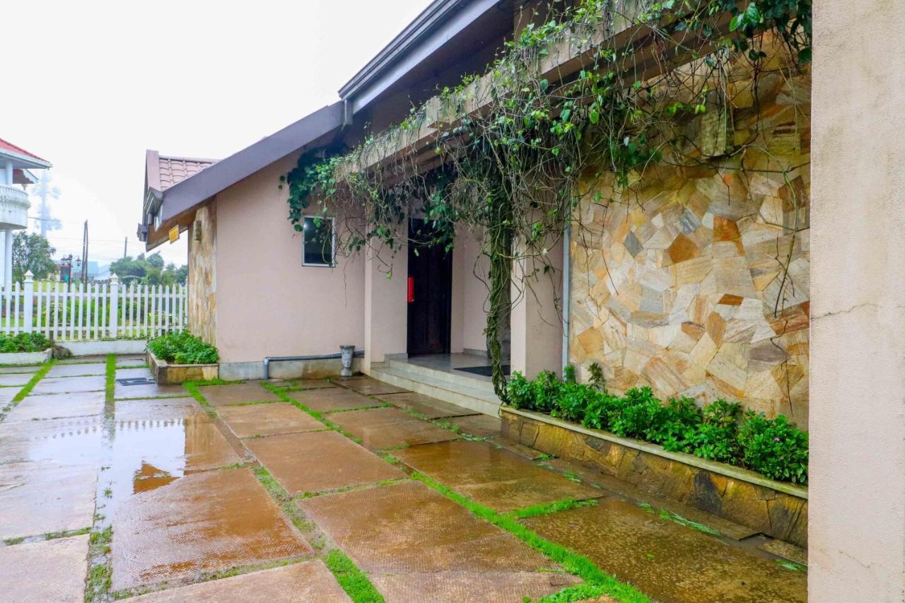 Villa Acacia Νουβάρα Ελίγια Εξωτερικό φωτογραφία