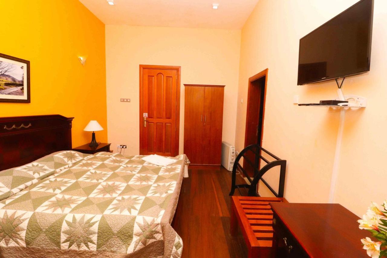 Villa Acacia Νουβάρα Ελίγια Εξωτερικό φωτογραφία