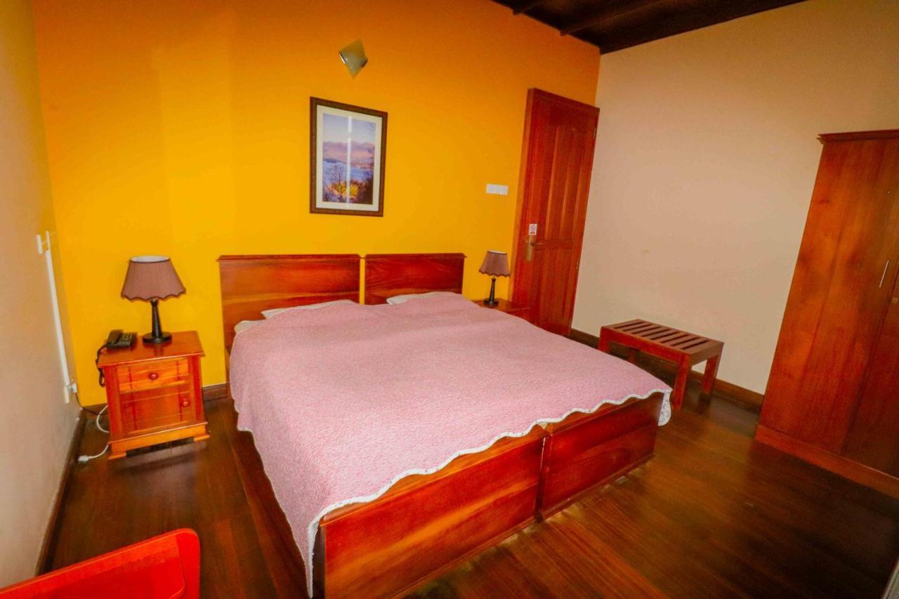 Villa Acacia Νουβάρα Ελίγια Εξωτερικό φωτογραφία